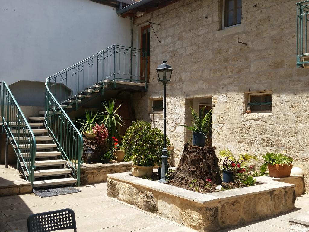 Neve Hagar Guest House Bethlehem of Galilee ภายนอก รูปภาพ