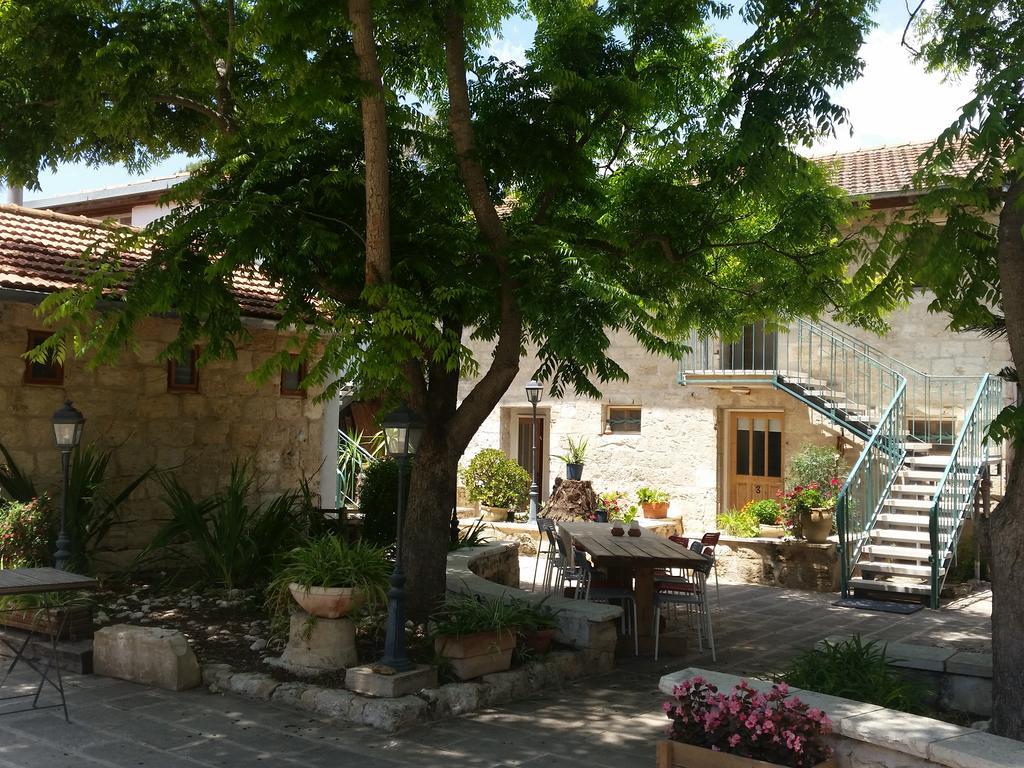 Neve Hagar Guest House Bethlehem of Galilee ภายนอก รูปภาพ